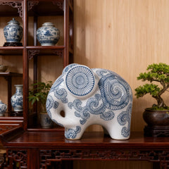 Chinese Blue and White Porcelain Elephant Figurine Home Decorative Ornament for Interior Decoration