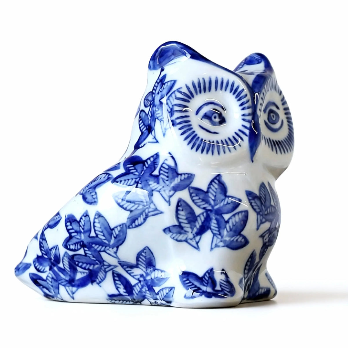 Chinese Blue and White Porcelain Owl Figurine Home Decor Artistic Ornament for Desktop Shelf Display